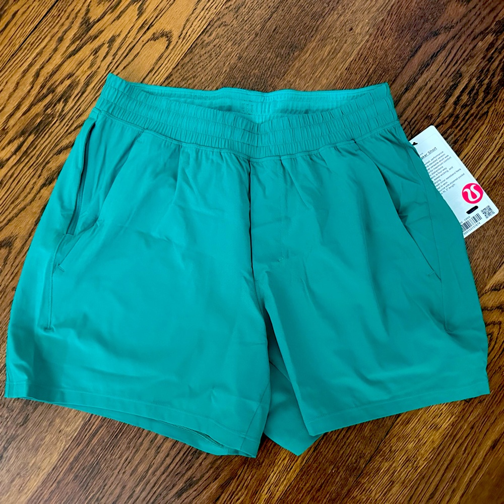 Lululemon Men’s Pace Breaker Running Short 5”